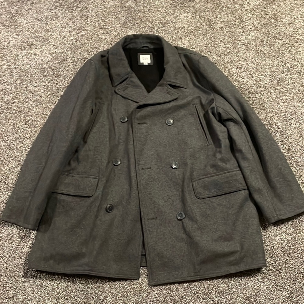 Gap Pea Coat. New and never worn. Heavyweight. XXL